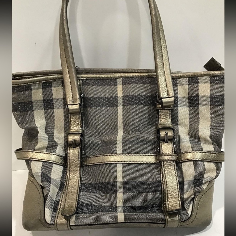 Women’s Burberry Silver Shimmer Check Degrade Buckle Tote Bag - Picture 4 of 9